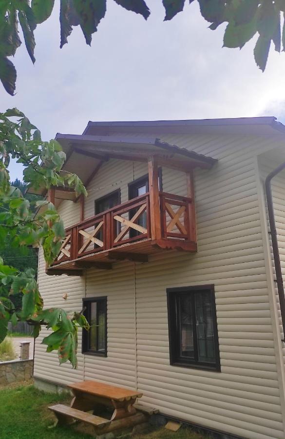 Apartament Гірська Роса Verkhniy Yasenov Zewnętrze zdjęcie